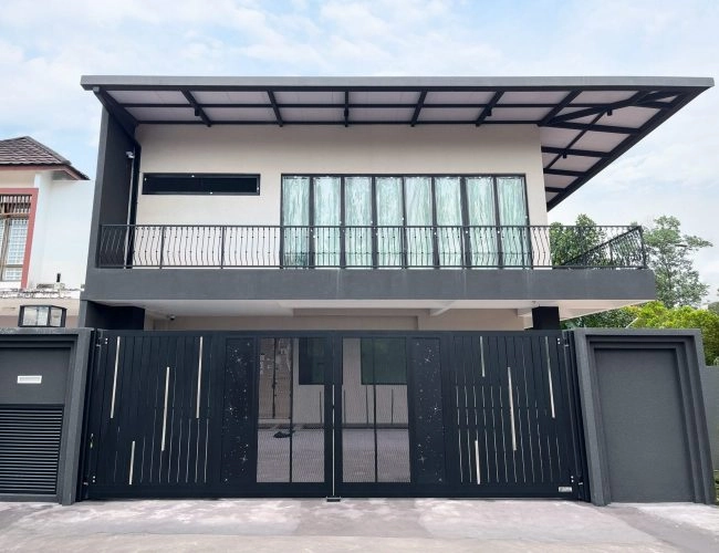 Trackless folding gate Trackless autogate Folding gate Malaysia Aluminium gate Malaysia Delux autogate Unigate Autogate Malaysia Unigate Malaysia Trackless gate Malaysia Aluminium gate supplier Malaysia Aluminium auto gate Autogate price Autogate system price Trackless autogate malaysia price Autogate malaysia price Aluminium gate suppliers starry