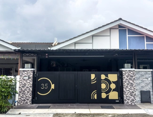 Trackless folding gate Trackless autogate Folding gate Malaysia Aluminium gate Malaysia Delux autogate Unigate Autogate Malaysia Unigate Malaysia Trackless gate Malaysia Aluminium gate supplier Malaysia Aluminium auto gate Autogate price Autogate system price Trackless autogate malaysia price Autogate malaysia price Aluminium gate suppliers metal 2