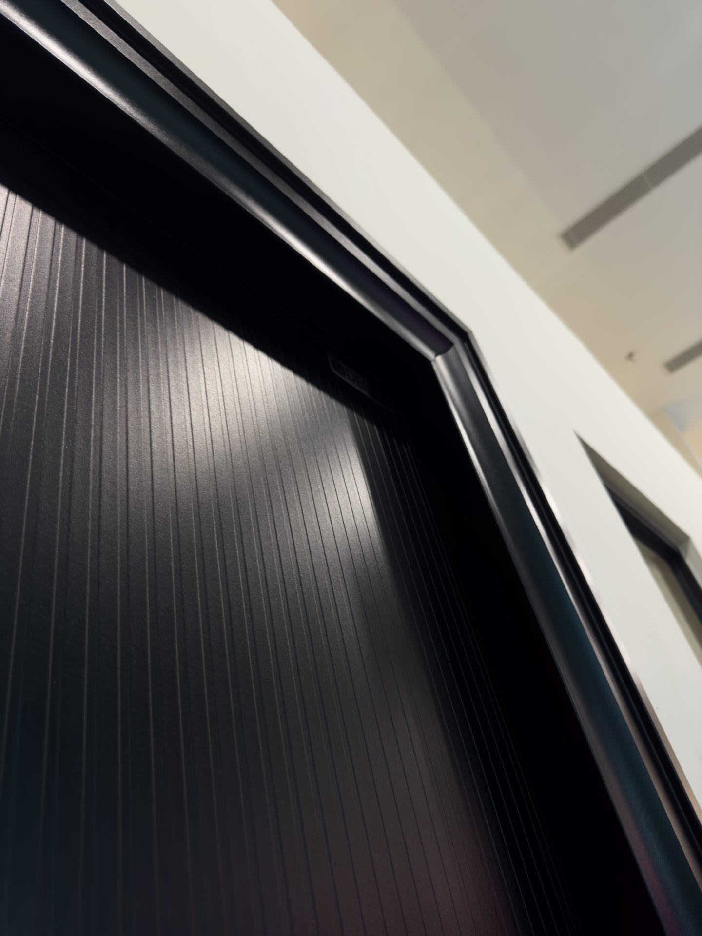 Security door Malaysia Aluminum door Luxury security door Delux security door price Aluminium security door Alutechdoor Security door design for home Best safety door Best security door malaysia Modern security door Security door design Double Door LN101