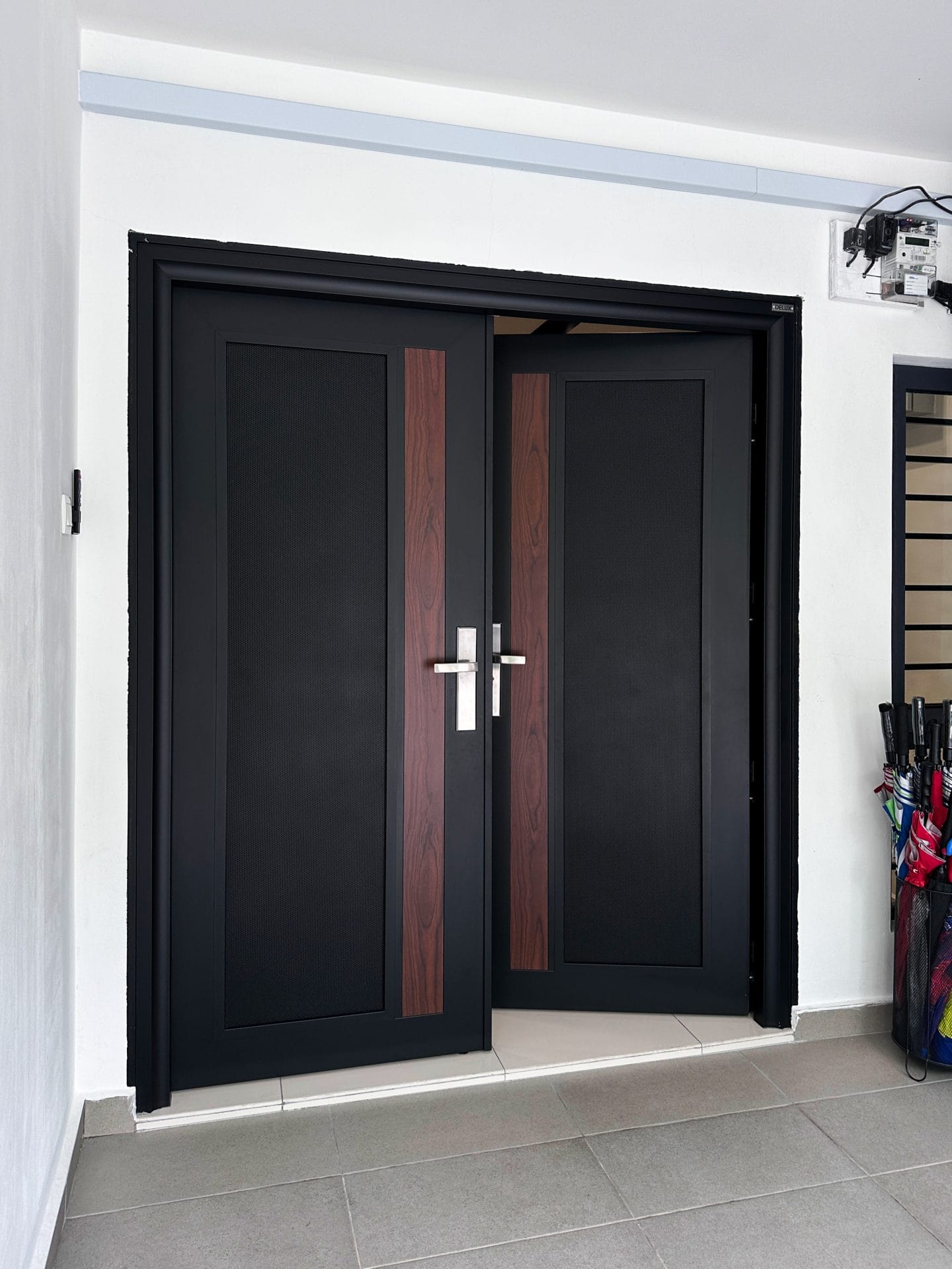 AlutechDoor Double Door DT601W