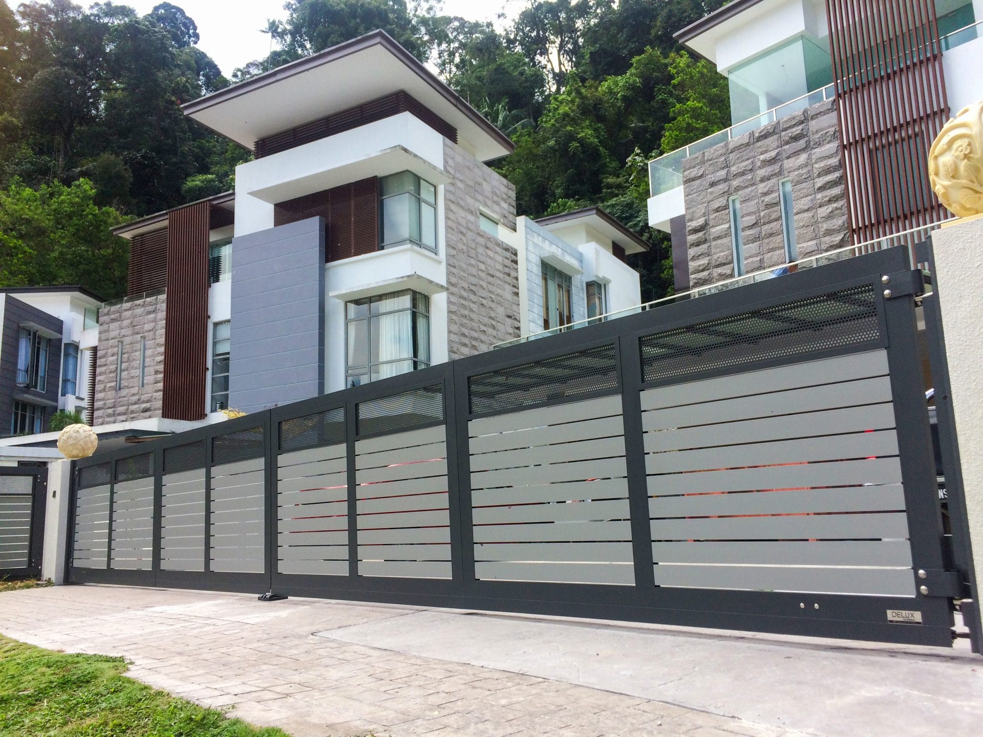 UniGate A2X_437 x 64_Texstone X4_Ampang (1) copy 2