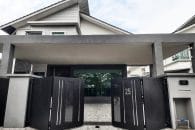 Trackless folding gate Trackless autogate Folding gate Malaysia Aluminium gate Malaysia Delux autogate Unigate Autogate Malaysia Unigate Malaysia Trackless gate Malaysia Aluminium gate supplier Malaysia Aluminium auto gate Autogate price Autogate system price Trackless autogate malaysia price Autogate malaysia price Aluminium gate suppliers Stripe 1
