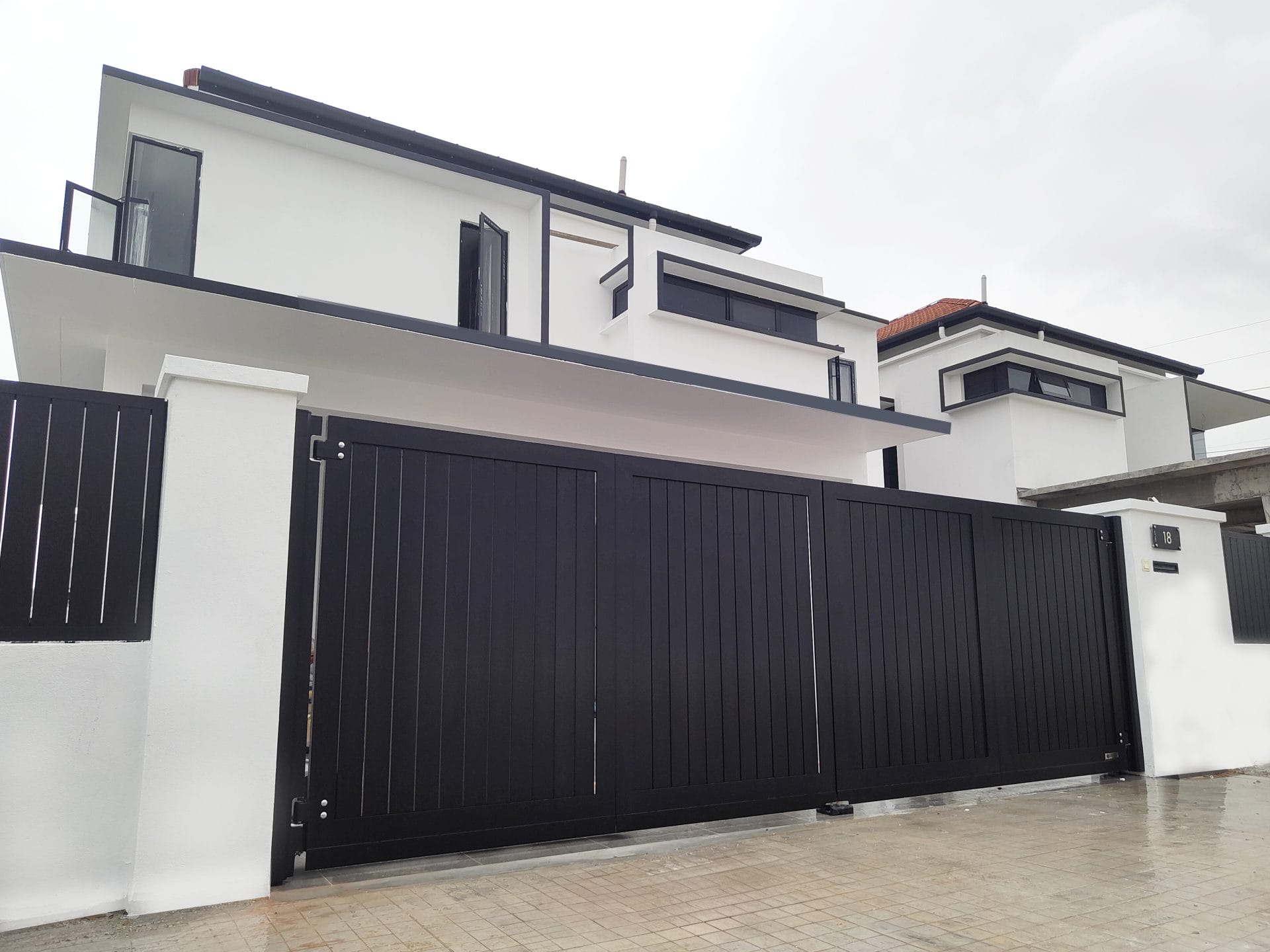 [DONE]UniGate Plus_Contemporary 802_17ft x 6ft_Shah Alam (3)