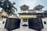 Trackless folding gate Trackless autogate Folding gate Malaysia Aluminium gate Malaysia Delux autogate Unigate Autogate Malaysia Unigate Malaysia Trackless gate Malaysia Aluminium gate supplier Malaysia Aluminium auto gate Autogate price Autogate system price Trackless autogate malaysia price Autogate malaysia price Aluminium gate suppliers xe9