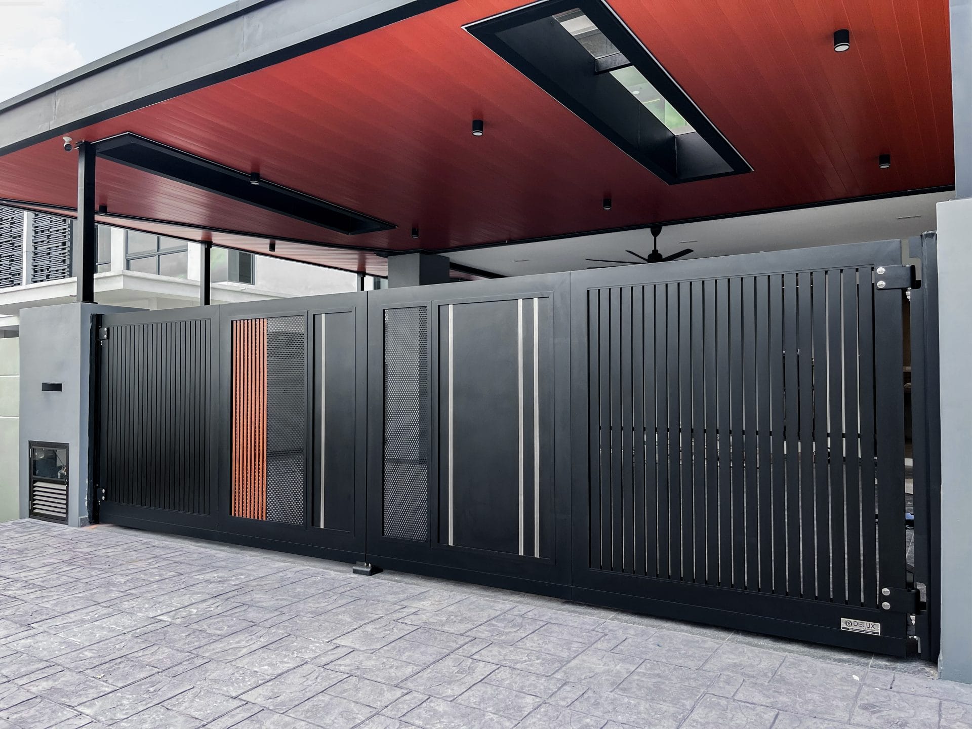 Trackless folding gate Trackless autogate Folding gate Malaysia Aluminium gate Malaysia Delux autogate Unigate Autogate Malaysia Unigate Malaysia Trackless gate Malaysia Aluminium gate supplier Malaysia Aluminium auto gate Autogate price Autogate system price Trackless autogate malaysia price Autogate malaysia price Aluminium gate suppliers linex 3
