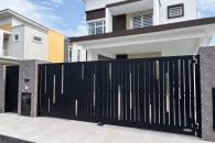 Trackless folding gate Trackless autogate Folding gate Malaysia Aluminium gate Malaysia Delux autogate Unigate Autogate Malaysia Unigate Malaysia Trackless gate Malaysia Aluminium gate supplier Malaysia Aluminium auto gate Autogate price Autogate system price Trackless autogate malaysia price Autogate malaysia price Aluminium gate suppliers x-line 1