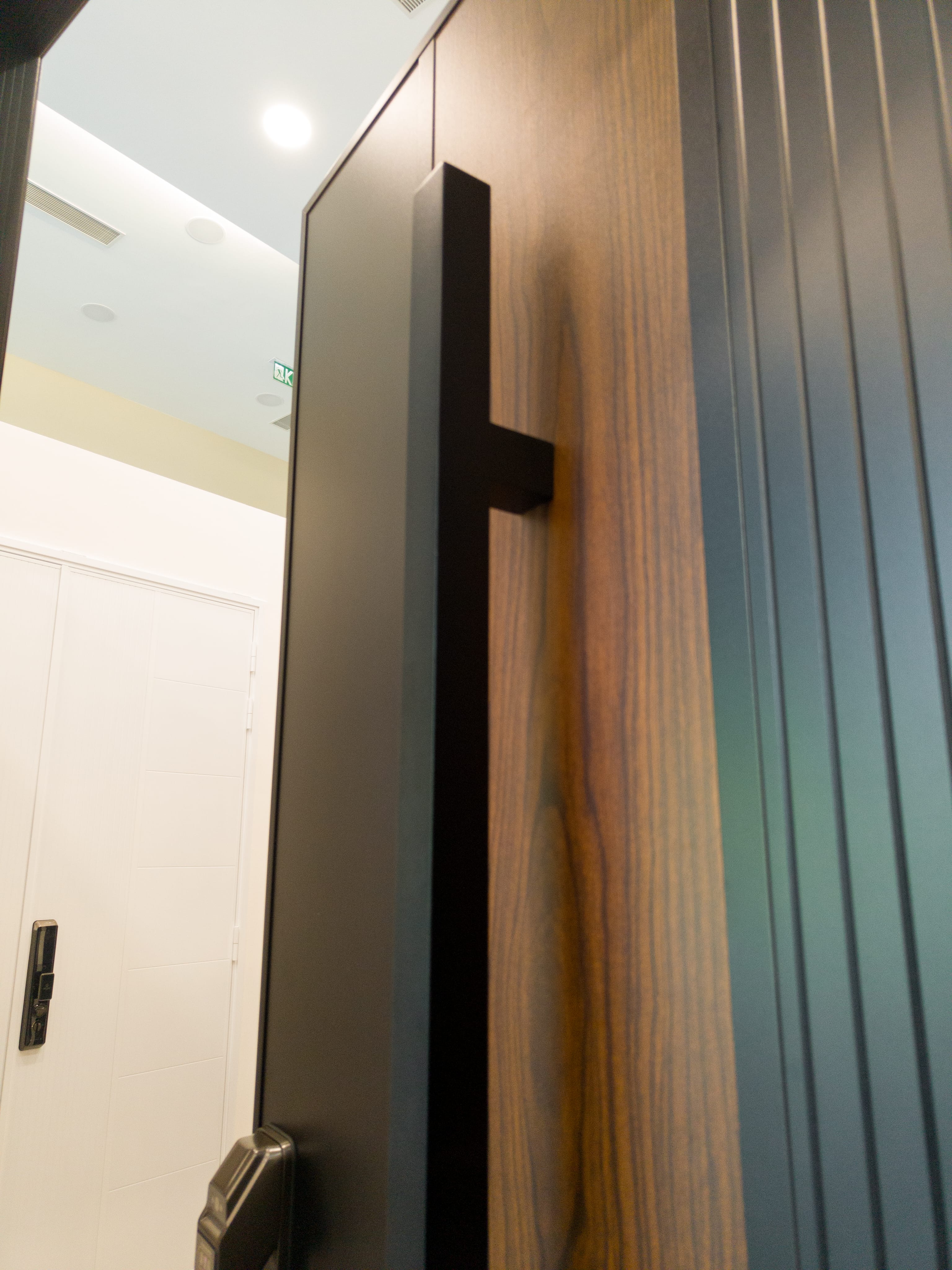 Security door Malaysia Aluminum door Luxury security door Delux security door price Aluminium security door Alutechdoor Security door design for home Best safety door Best security door malaysia Modern security door Security door design Single Door LX103