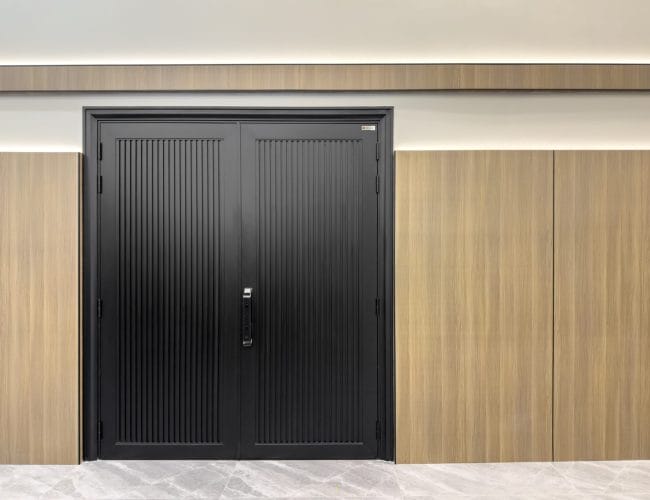 Security door Malaysia Aluminum door Luxury security door Delux security door price Aluminium security door Alutechdoor Security door design for home Best safety door Best security door malaysia Modern security door Security door design Double Door DT612P