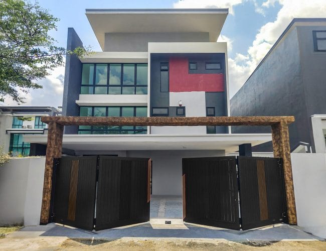 Trackless folding gate Trackless autogate Folding gate Malaysia Aluminium gate Malaysia Delux autogate Unigate Autogate Malaysia Unigate Malaysia Trackless gate Malaysia Aluminium gate supplier Malaysia Aluminium auto gate Autogate price Autogate system price Trackless autogate malaysia price Autogate malaysia price Aluminium gate suppliers lustre 1