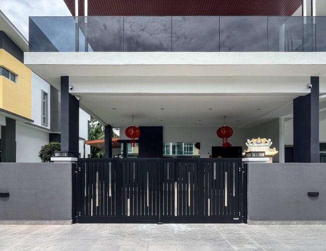 Trackless folding gate Trackless autogate Folding gate Malaysia Aluminium gate Malaysia Delux autogate Unigate Autogate Malaysia Unigate Malaysia Trackless gate Malaysia Aluminium gate supplier Malaysia Aluminium auto gate Autogate price Autogate system price Trackless autogate malaysia price Autogate malaysia price Aluminium gate suppliers x-line 1