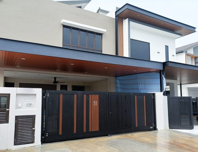 Trackless folding gate Trackless autogate Folding gate Malaysia Aluminium gate Malaysia Delux autogate Unigate Autogate Malaysia Unigate Malaysia Trackless gate Malaysia Aluminium gate supplier Malaysia Aluminium auto gate Autogate price Autogate system price Trackless autogate malaysia price Autogate malaysia price Aluminium gate suppliers Inline 8